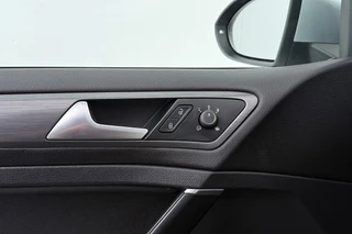 Volkswagen Golf – thumbnail 41