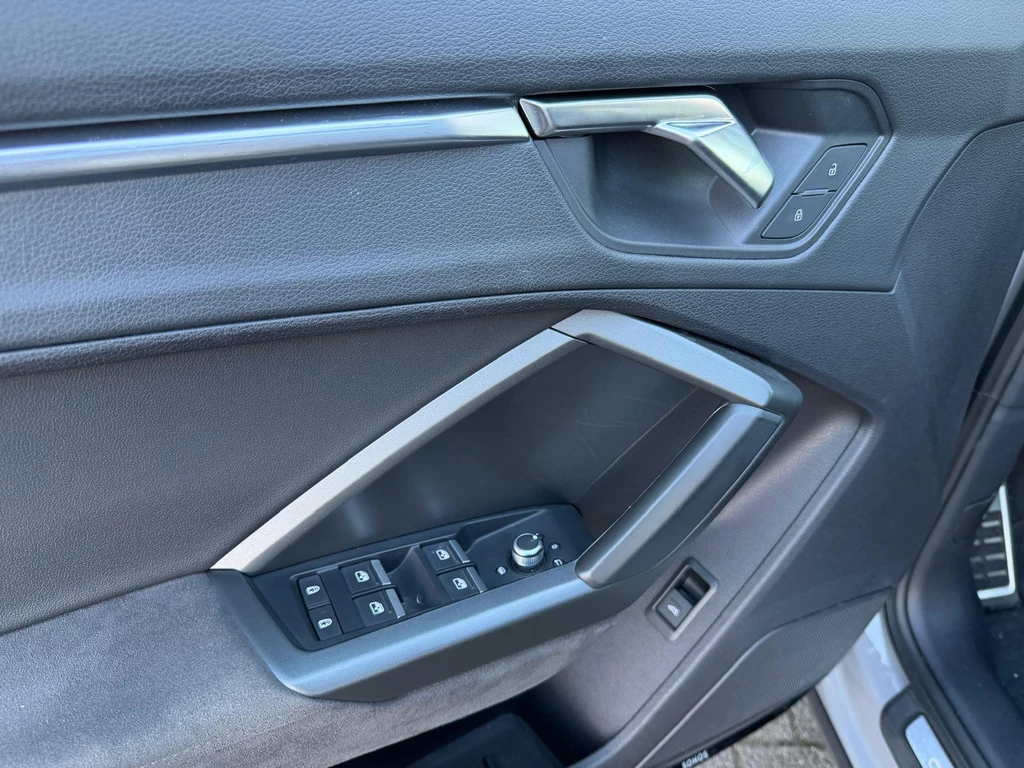Audi RSQ3 – foto 20