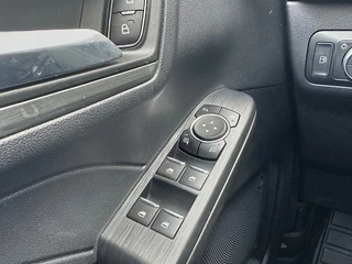 Ford Kuga – thumbnail 30