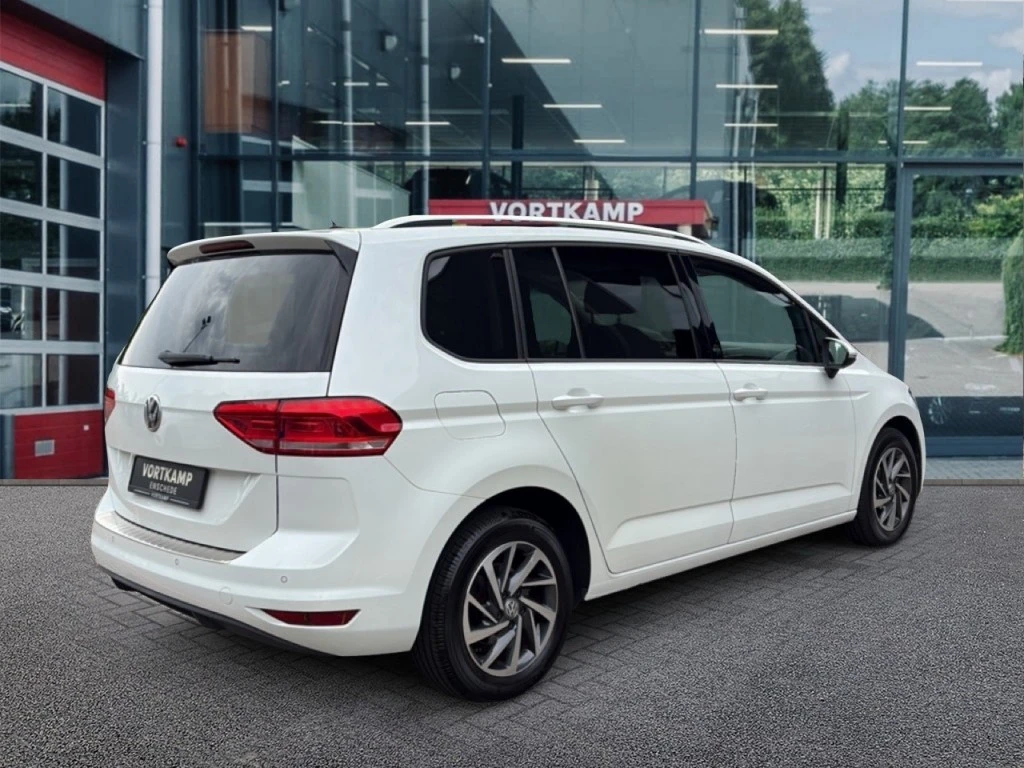Volkswagen Touran – foto 5