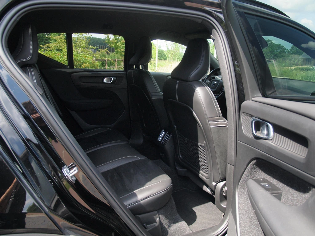 Volvo XC40 – foto 25