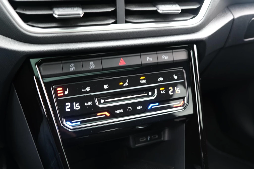 Volkswagen T-Roc – foto 30