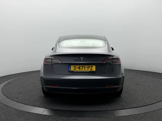 Tesla Model 3 – thumbnail 4