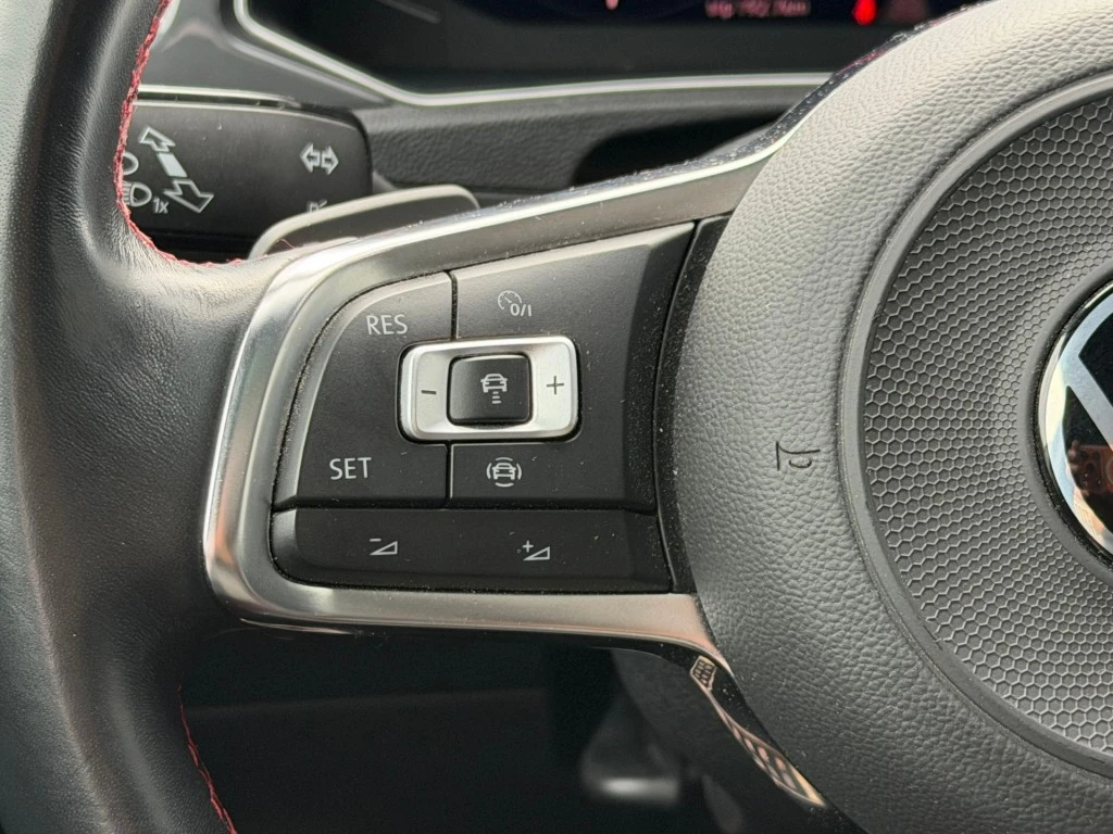 Volkswagen T-Roc – foto 11