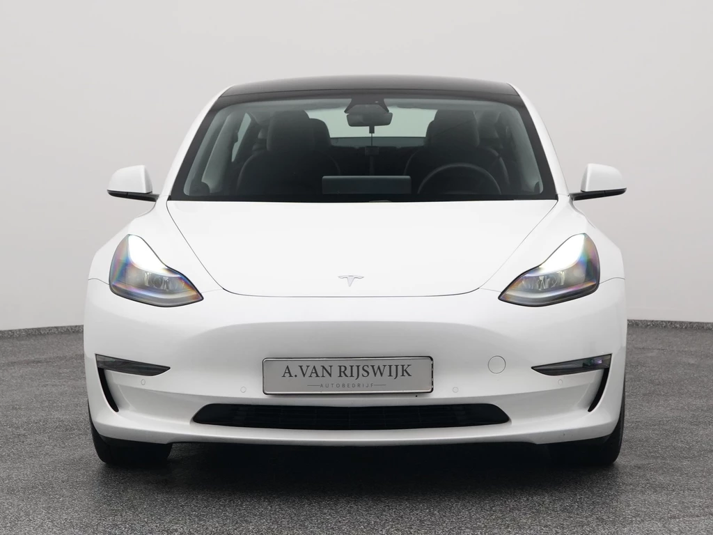Tesla Model 3 – foto 15