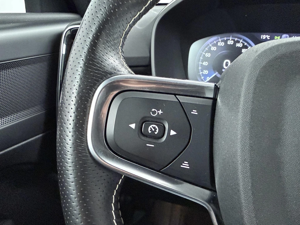 Volvo XC40 – foto 18
