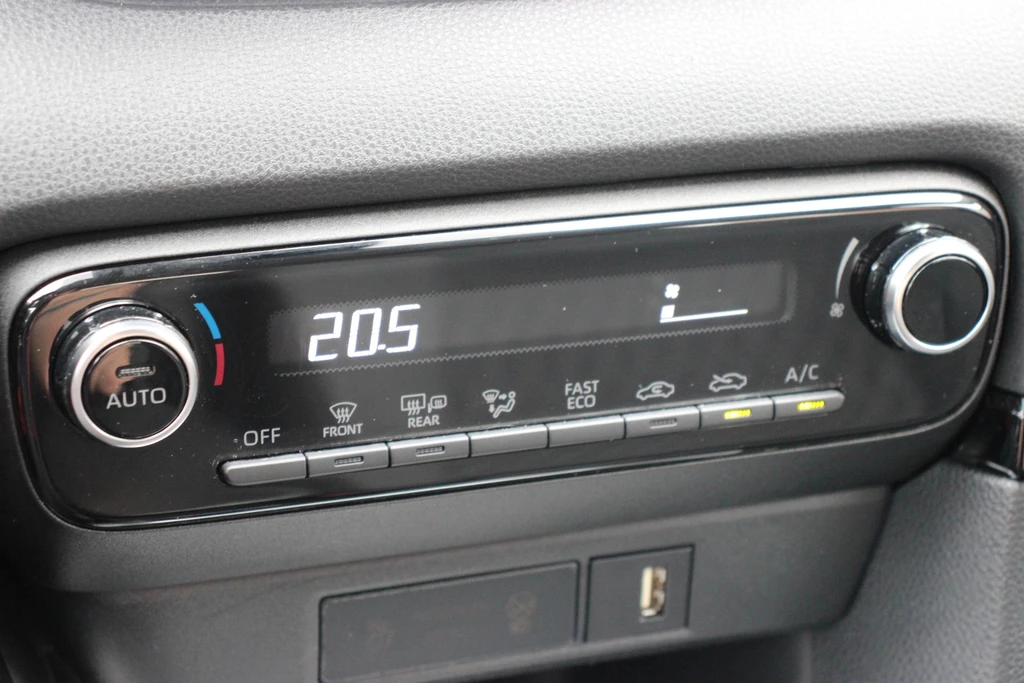 Toyota Yaris – foto 21