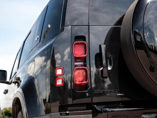 Land Rover Defender – thumbnail 59
