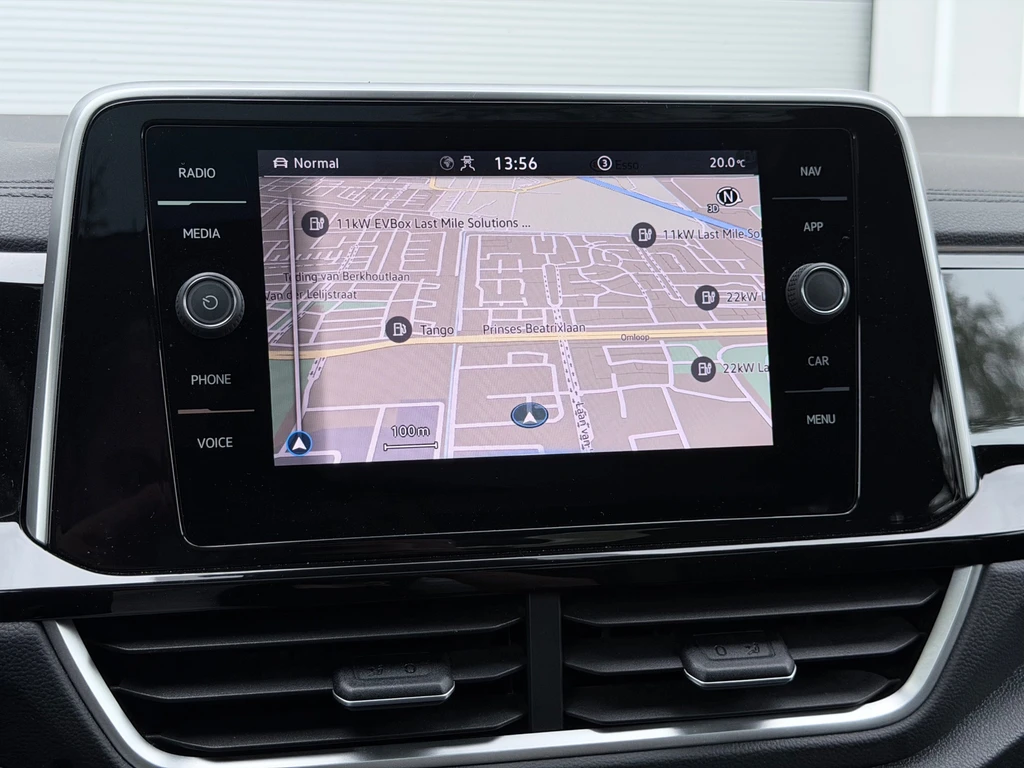 Volkswagen T-Roc – foto 18