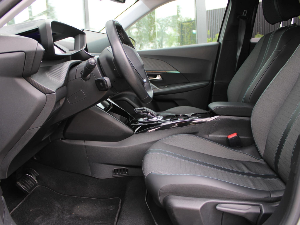 Peugeot e-2008 – foto 15