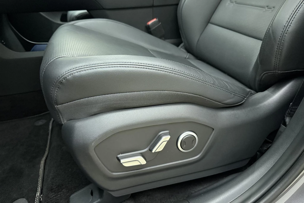 Hyundai Santa Fe – foto 28