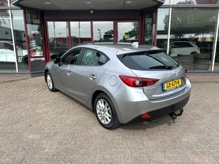 Mazda 3 – thumbnail 2