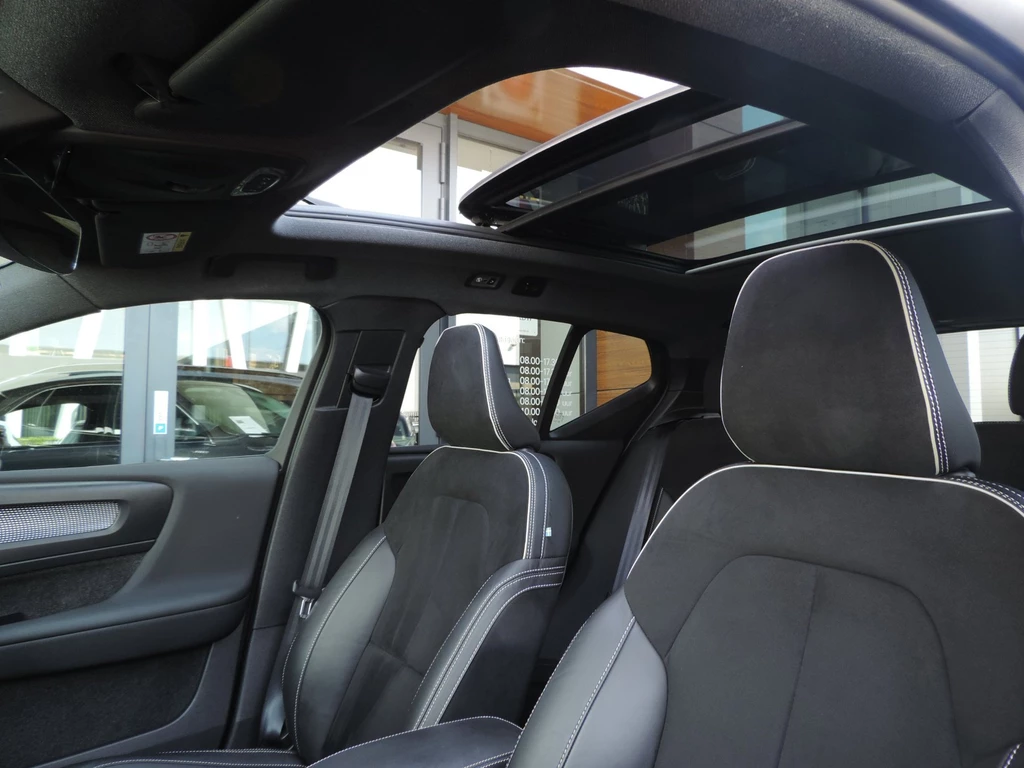 Volvo XC40 – foto 11