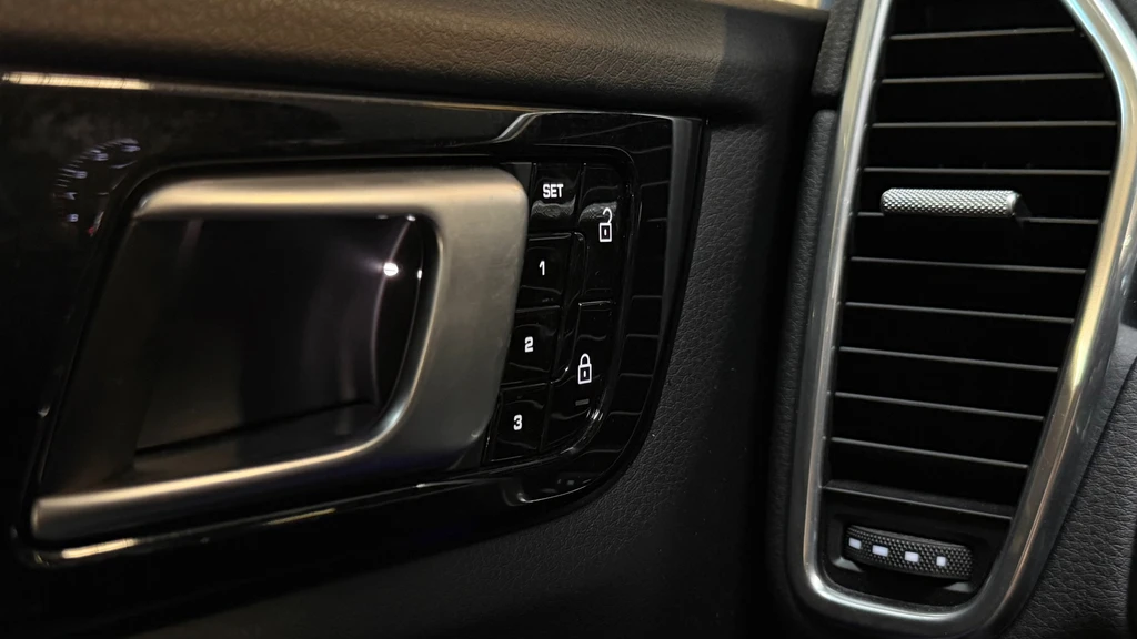 Porsche Cayenne – foto 27