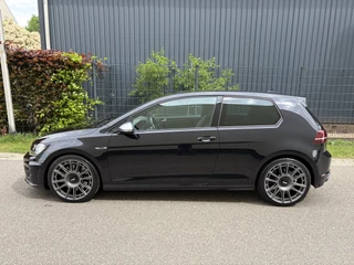 Volkswagen Golf – thumbnail 4