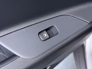Kia Stonic – thumbnail 35
