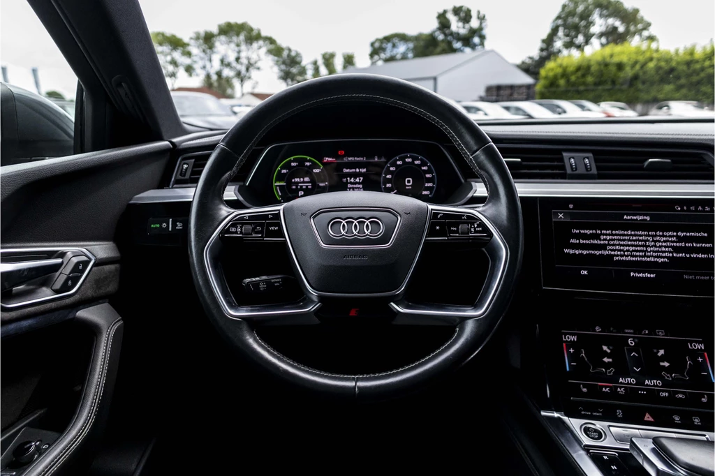 Audi e-tron – foto 10
