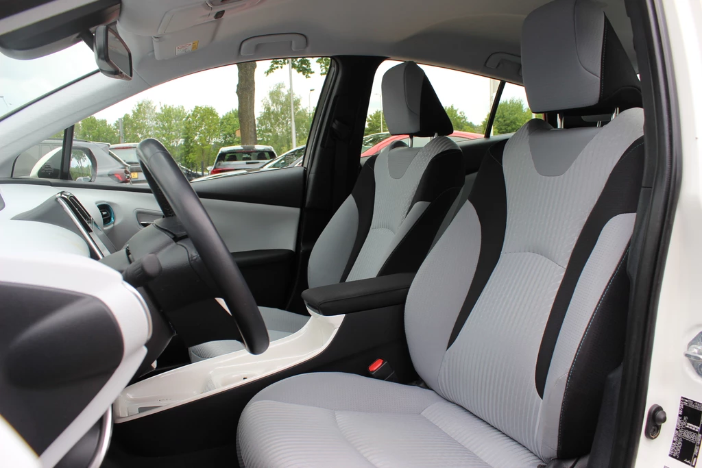 Toyota Prius – foto 10