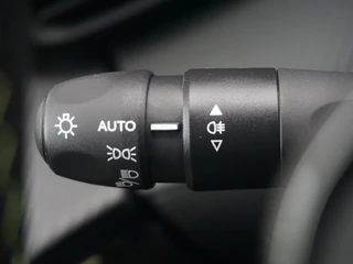 Peugeot 208 – thumbnail 19