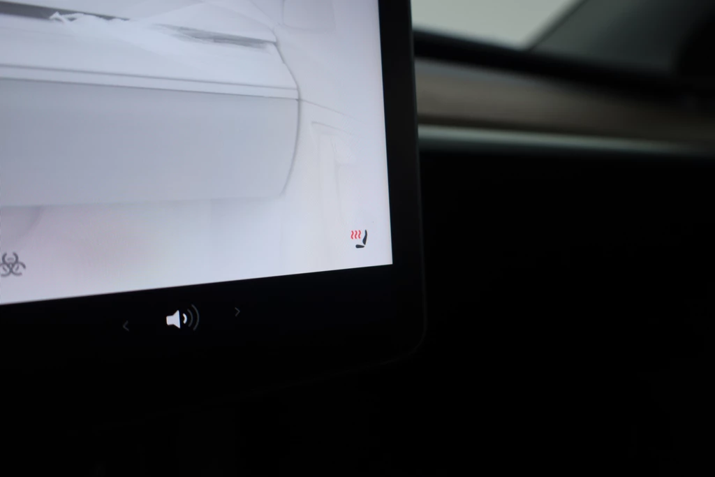 Tesla Model Y – foto 25