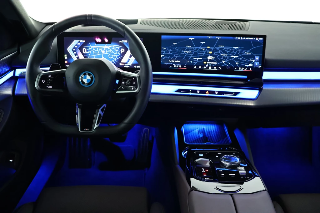 BMW i5 – foto 17