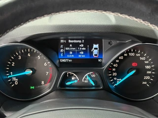 Ford Kuga – thumbnail 27