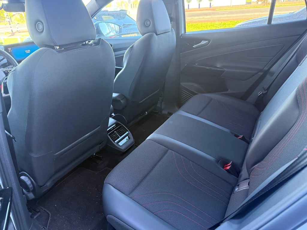Volkswagen ID.4 – foto 5