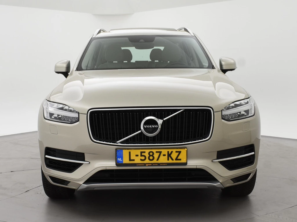 Volvo XC90 – foto 8
