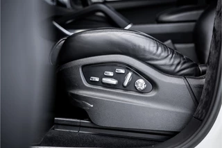 Porsche Cayenne – thumbnail 24