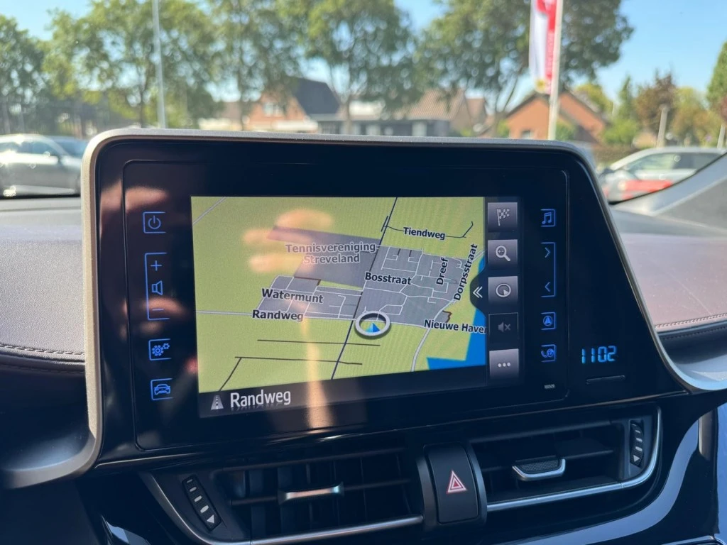 Toyota C-HR – foto 22