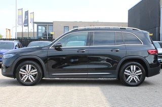 Mercedes-Benz EQB – thumbnail 1