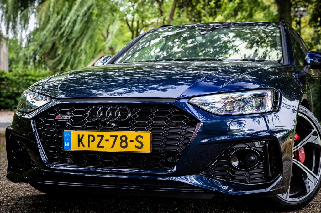 Audi RS4 – foto 9