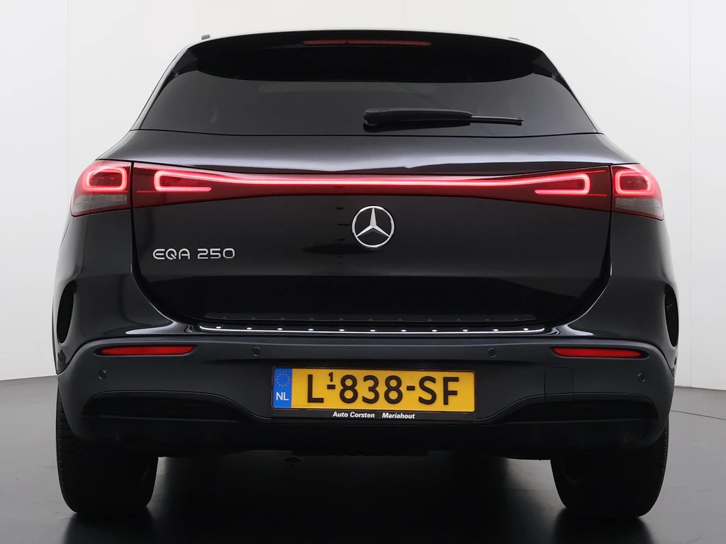 Mercedes-Benz EQA – foto 4
