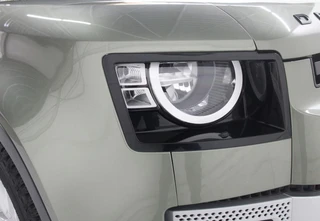 Land Rover Defender – thumbnail 4