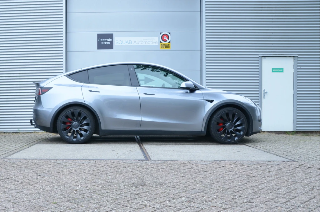 Tesla Model Y – foto 4
