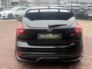Ford Focus – thumbnail 6