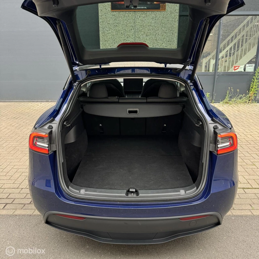 Tesla Model Y – foto 16