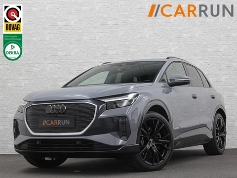 Audi Q4 e-tron 40 204PK 77 kWh | #RS-Leder | 5x Q4 OP VOORRAAD! | ACC | Sportstoelen | Getint Glas | MMI+ | Dynamic-Pakket | Stoelverwarming | Zwarte Hemelbekleding | LED | Lane Assist |