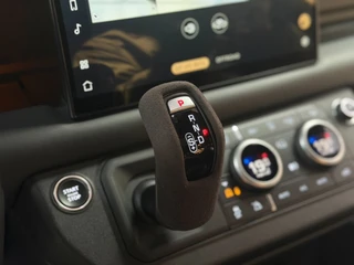 Land Rover Defender – thumbnail 25