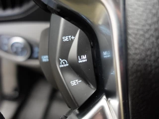 Ford Transit Connect – thumbnail 22