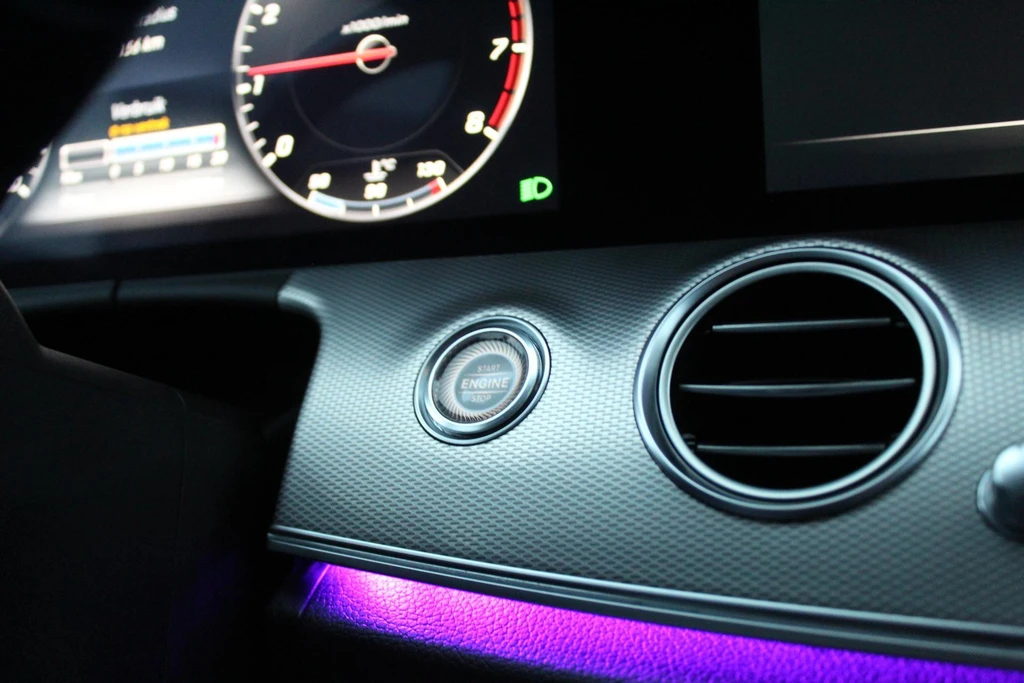 Mercedes-Benz E-Klasse – foto 28