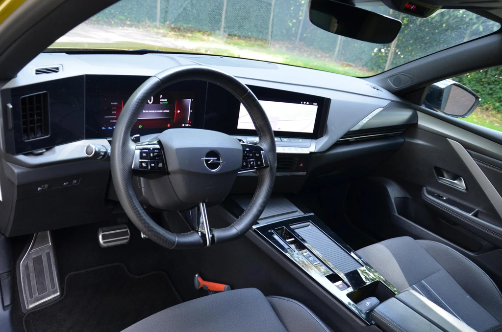 Opel Astra – foto 22
