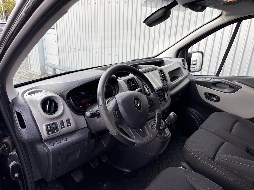 Renault Trafic – foto 10