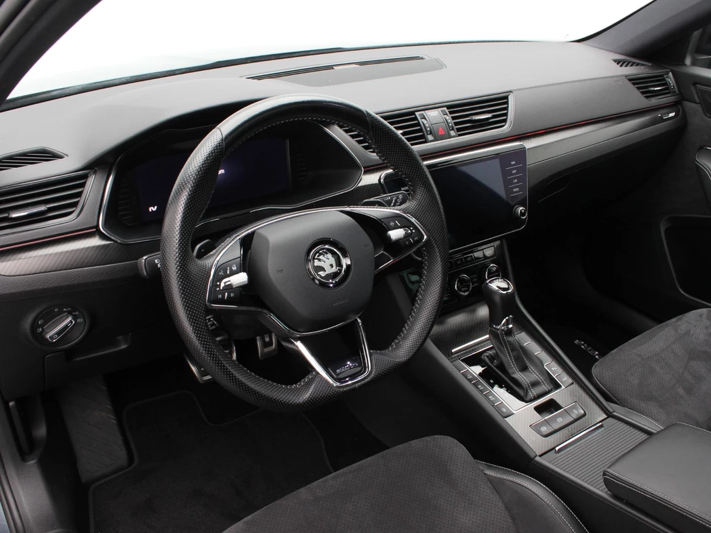 Škoda Superb – foto 9