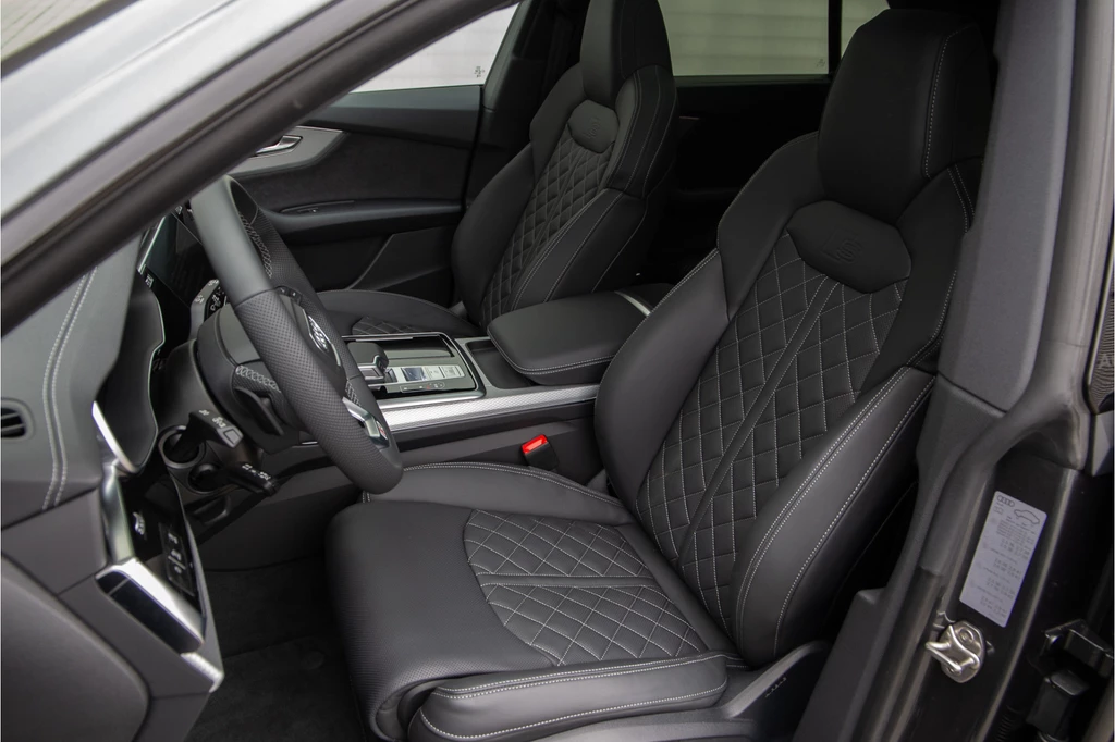 Audi Q8 – foto 12