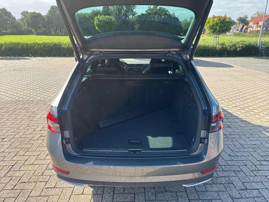 Škoda Superb – foto 10