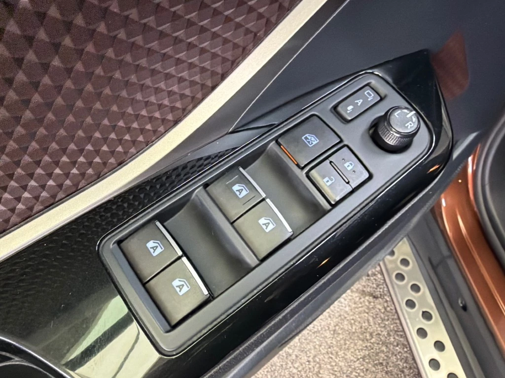 Toyota C-HR – foto 25