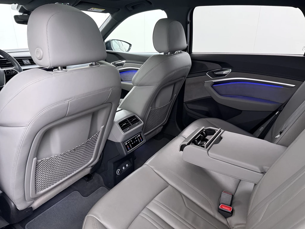 Audi e-tron – foto 17