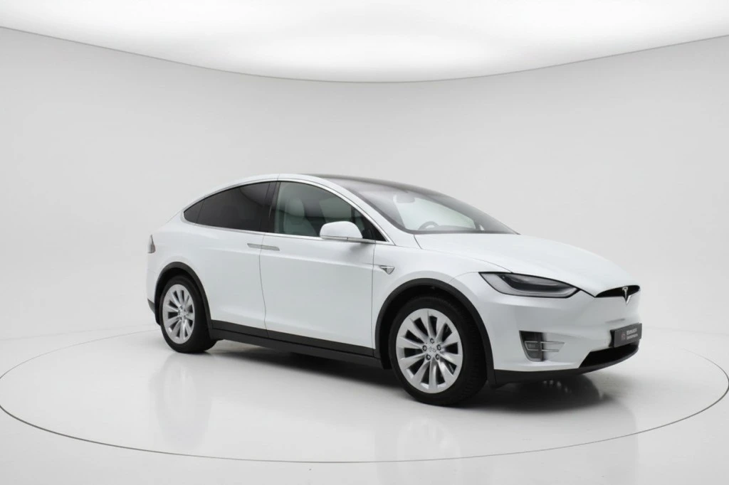 Tesla Model X – foto 6
