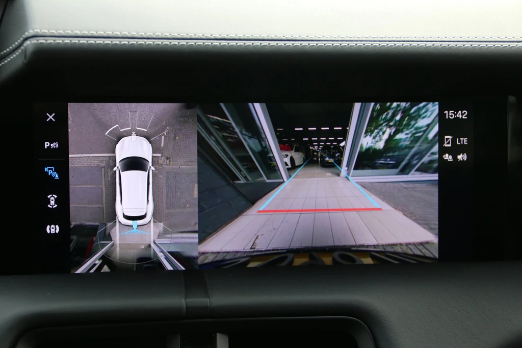 Porsche Taycan – foto 16